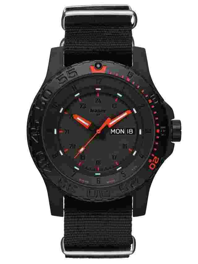 Traser H3 104147 P66 Red Combat Herrenuhr 45mm 20ATM