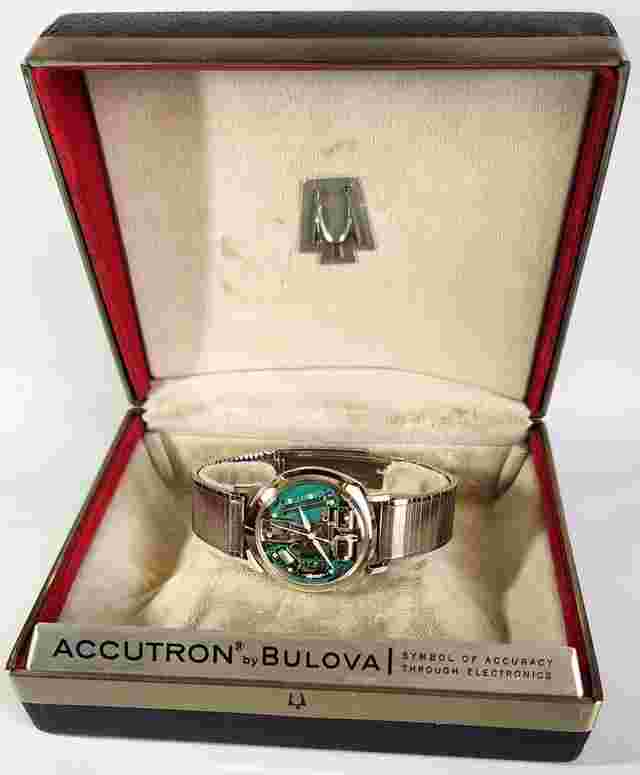Bulova Accutron Alpha 214 Bulova Accutron Alpha 214 Or Blanc 1961 with box