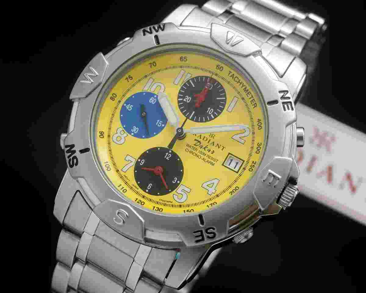 Radiant Dakar New Old Stock adventurer Chronograph (7T32) vintage NOS SERVICED WARRANTY Incredible dial yellow blue and black