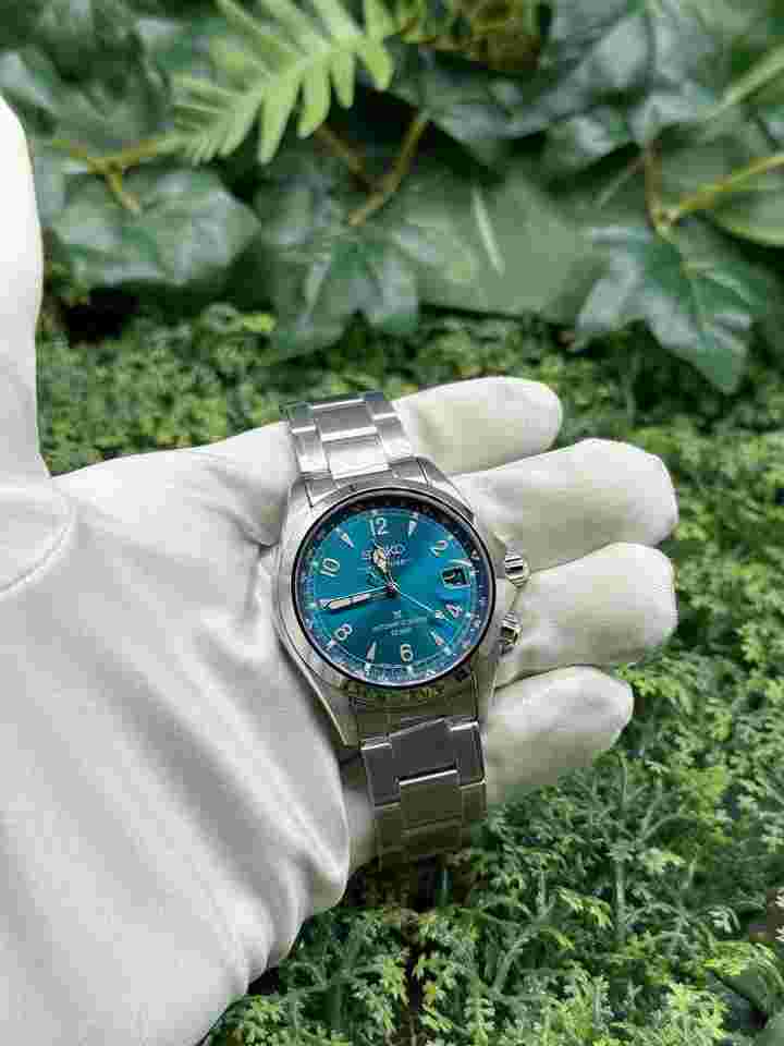Seiko Alpinist Luxe Prospex Alpinist Modern Divers Mechanical SPB503