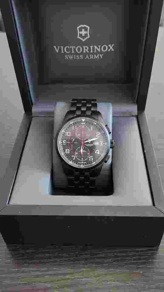 Victorinox Swiss Army AirBoss Full set box and papers