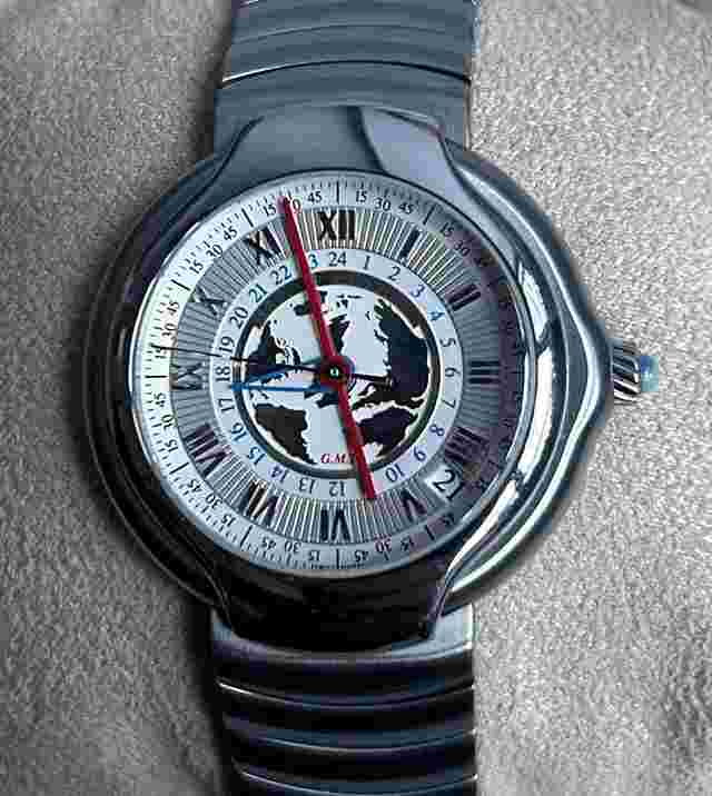 Alfred Dunhill Millenium GMT