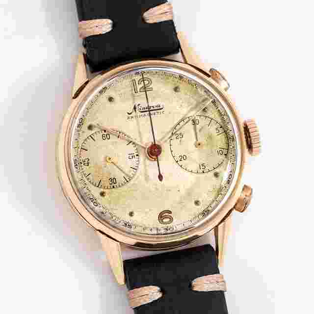 Minerva 1940's Vintage Minerva Antimagnetic Chronograph Solid 18k Yellow Gold Watch ( 15687)