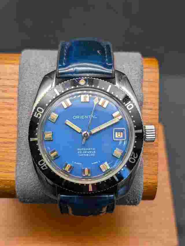 Oriental Diver Automatic - 25 Jewels - Incabloc - VINTAGE 40mm Vintage Diver BLUE DIAL 