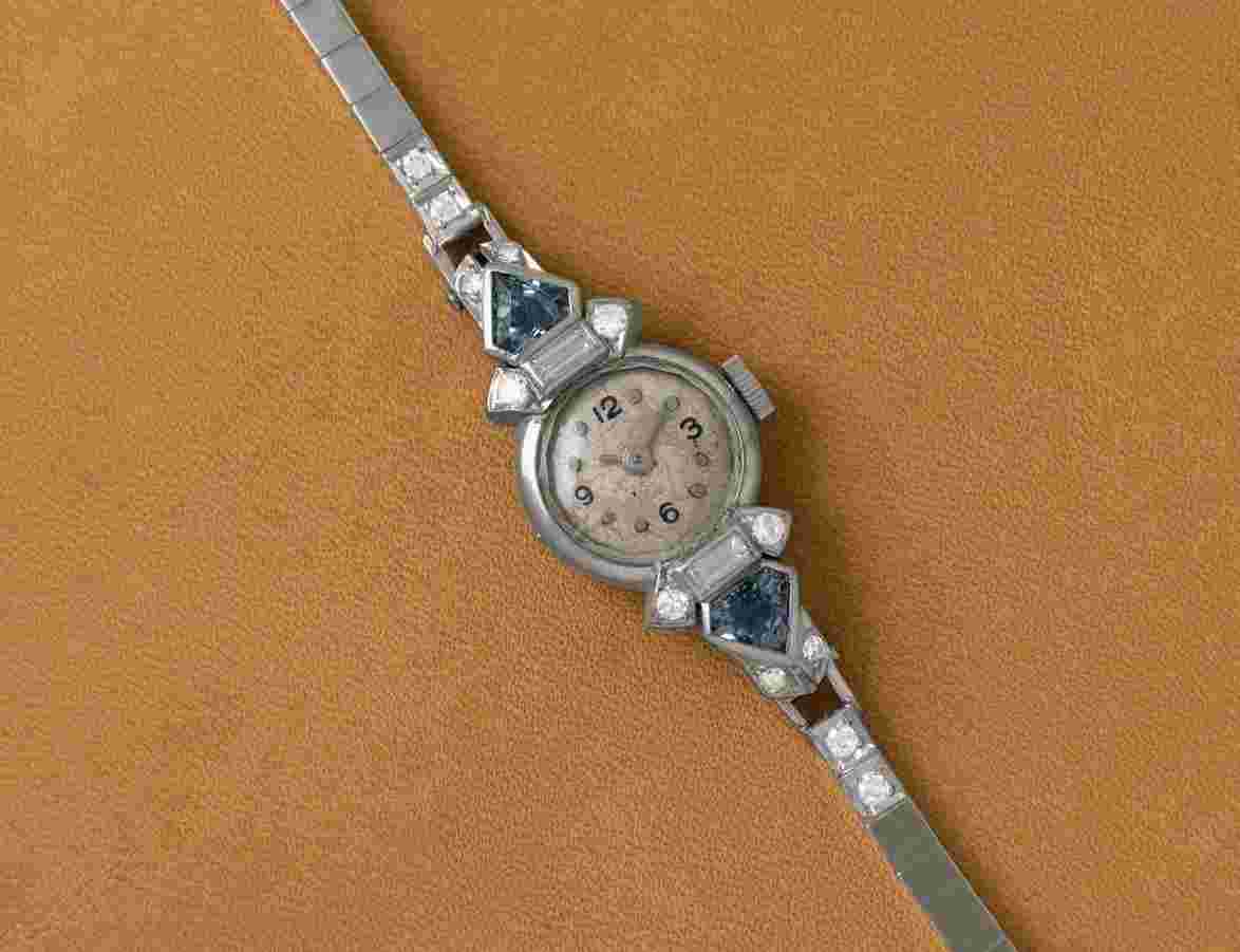 Cresarrow Watch Co. 1940 Vintage Art Deco Ladies Watch - Palladium Diamonds & Aquamarines