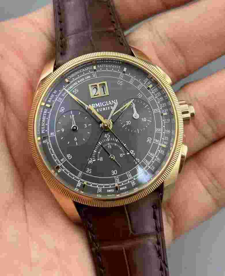 Parmigiani Fleurier Tonda Limited edition of 25 rose gold watch 42MM.Tonda Chronor Anniversaire PFH282-1000200