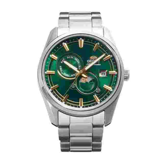 Orient Sun and Moon Stretto Sun & Moon RA-AK0314E Green Dial Stainless Steel Men's Watch - 41.5mm Brand New Full Set Watch