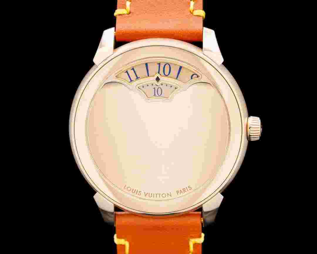 Louis Vuitton W9PG11 Tambour Convergence 18K RG Champagne Dial 2025 UNWORN