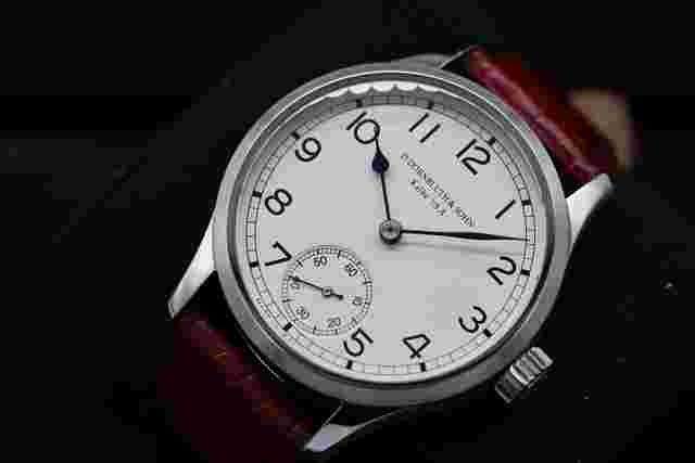Dornblüth & Sohn Small Seconds