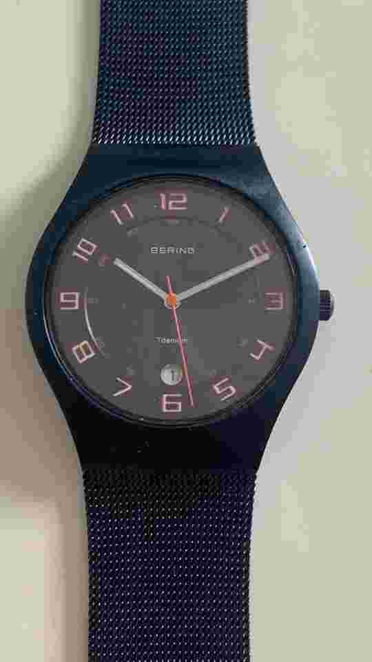 Bering Titanio