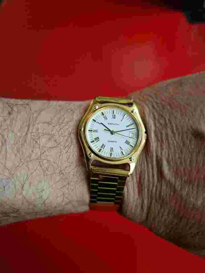 Zenith Quartz Vintage Zenith Quartz wristwatch in 18K solid gold (750) 1980s