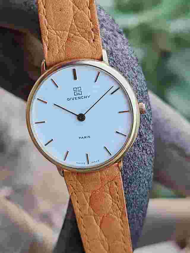 Givenchy Vintage Givenchy Paris 