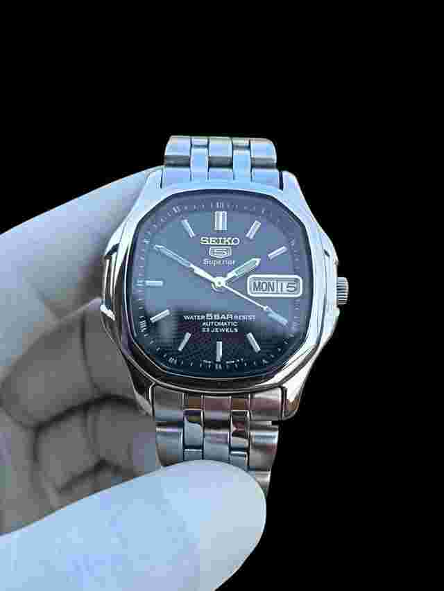 Seiko Superior 5 Superior Black SKZ037 Whirlpool Dial RARE Very Good Condition Box paper