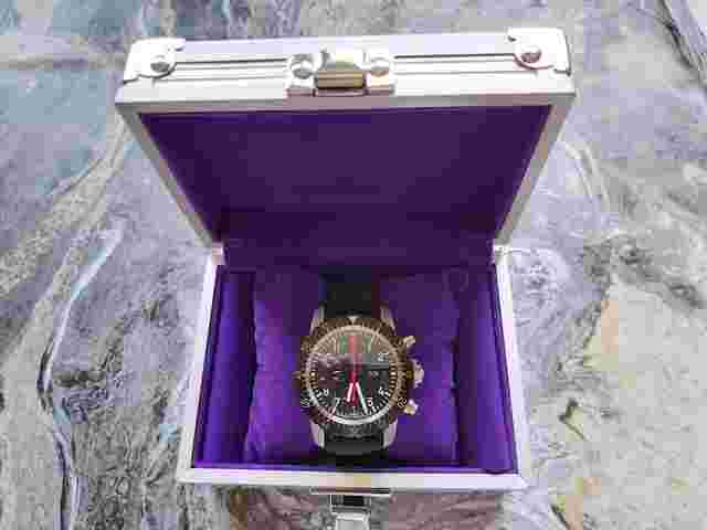 Guinand Fliegerchronograph Serie 40 