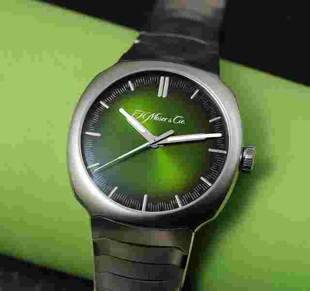 H.Moser & Cie.
                           
                                 Green Streamliner Centre Seconds
