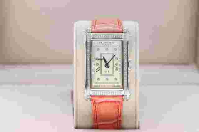 Bedat & Co Nº7
                           
                                 Co. 7 Ladies Automatic Diamond Dial & Case - Steel on Strap 788.050.109