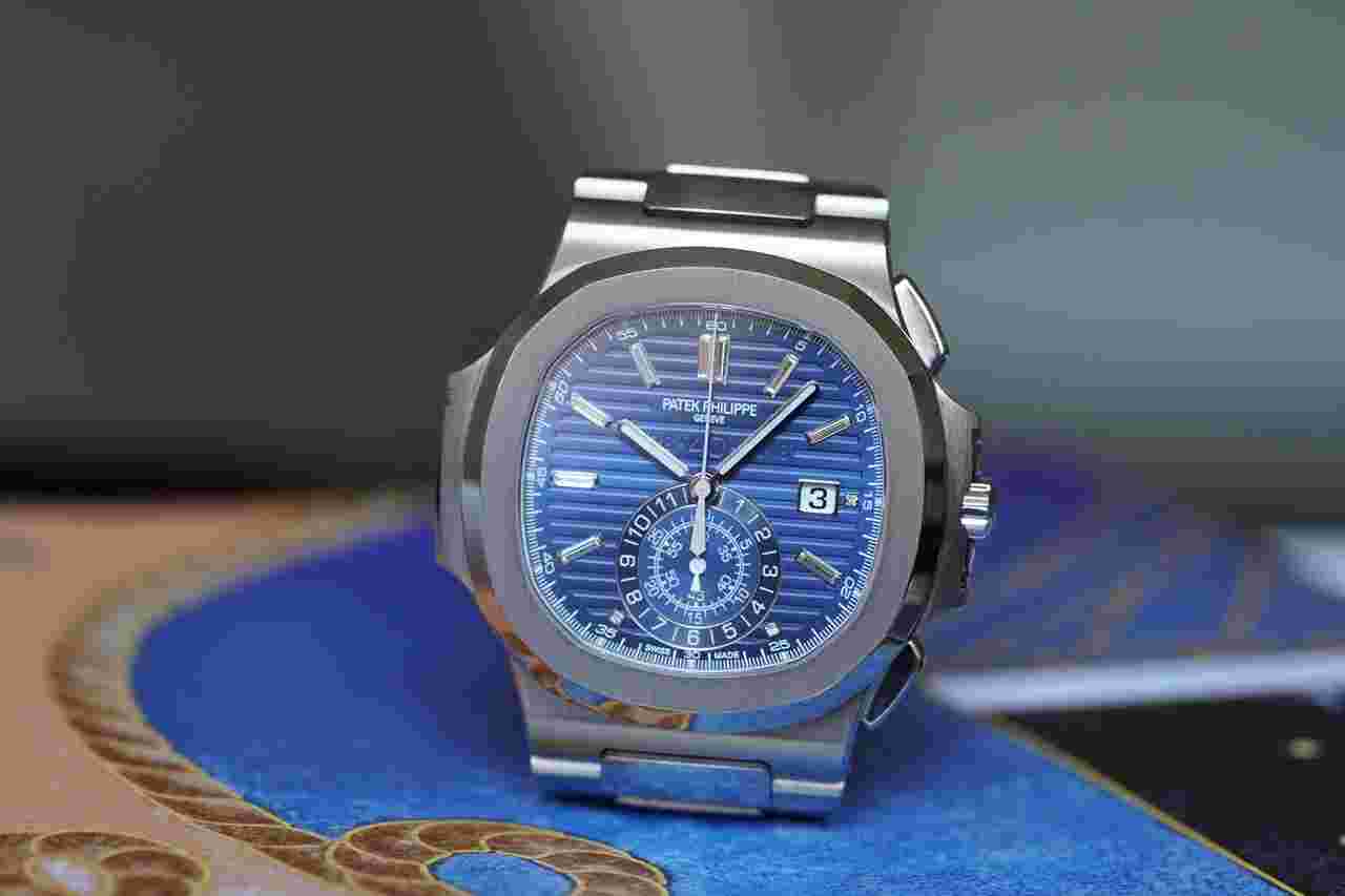 Patek Philippe Nautilus
                           
                                 40th Anniversary Chronograph Ltd Edition - 5976/1G