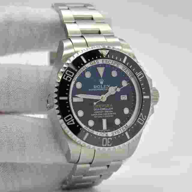 Rolex Sea-Dweller Deepsea
                           
                                 James Cameron 116660 dbl