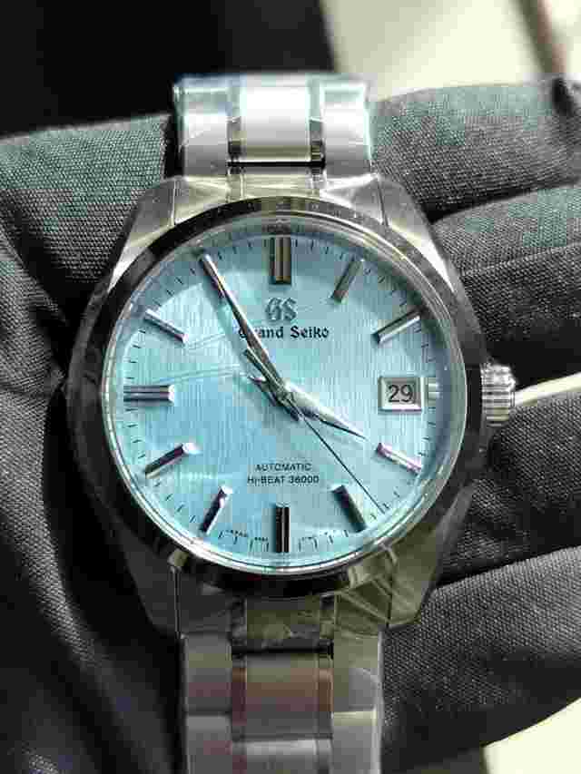 Grand Seiko Heritage Collection
                           
                                 Automatic Machinery Metal