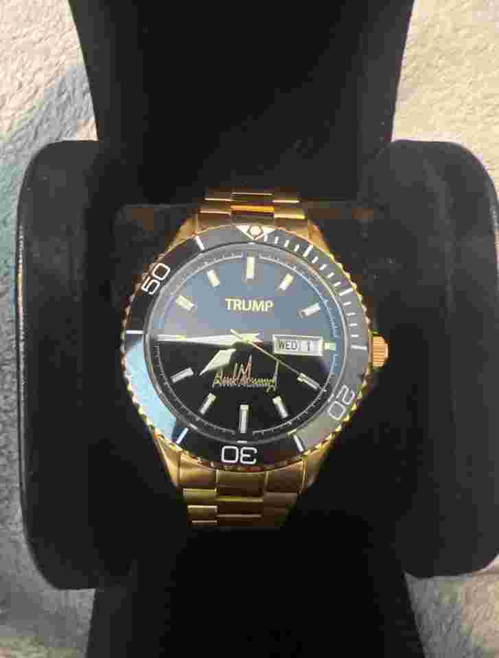 Trump LIMITED EDITION Trump Victory Fighter ONYX GOLD full set 