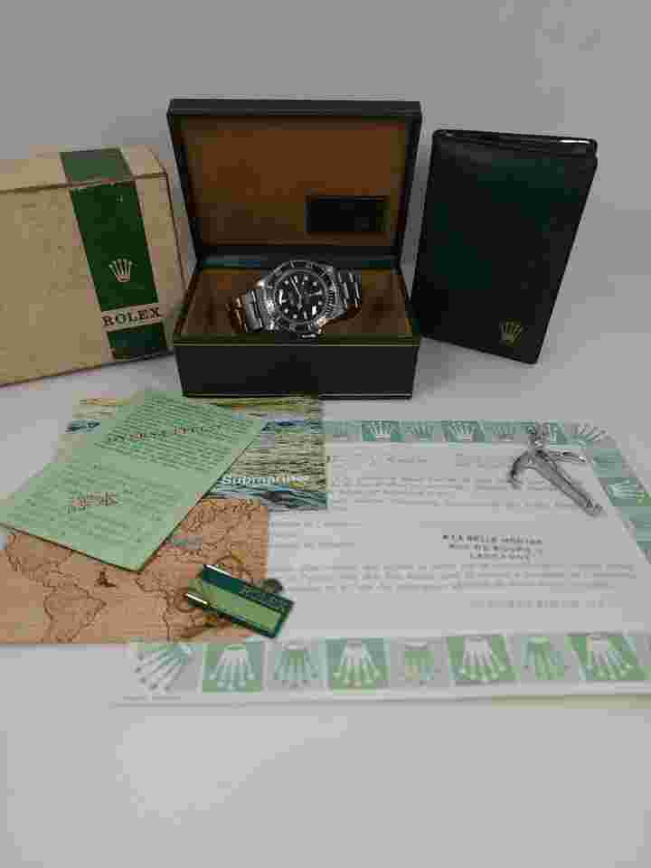Rolex Submariner (No Date)
                           
                                 5513 Maxi MK1 Full Set