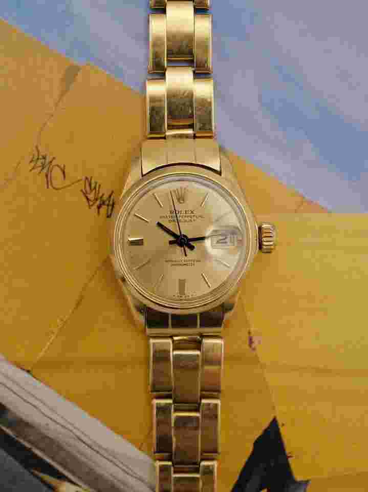 Rolex Oyster Perpetual Lady Date
Datejust case Full gold 18 kt Oyster original Warranty