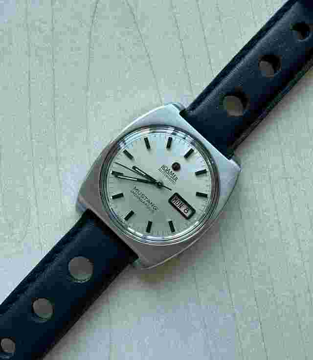 Roamer Mustang Indianapolis NOS Vintage Automatic Mustang Indianapolis first series