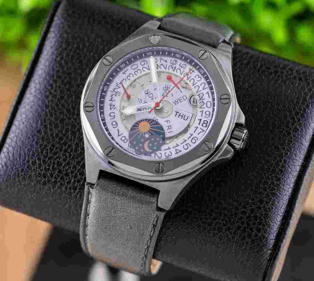 Constantin Weisz Day-Date Limited Edition 24S026CW with Box & Papers!! 