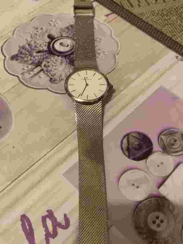 Mondia manual wind manual wind and integrated mesh bracelet with cabochon crown