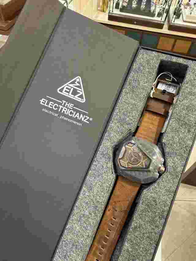 The Electricianz The Terra Limited Edition 333x Brand new Full Set. Limited Edition of 333 pcs Worldwide