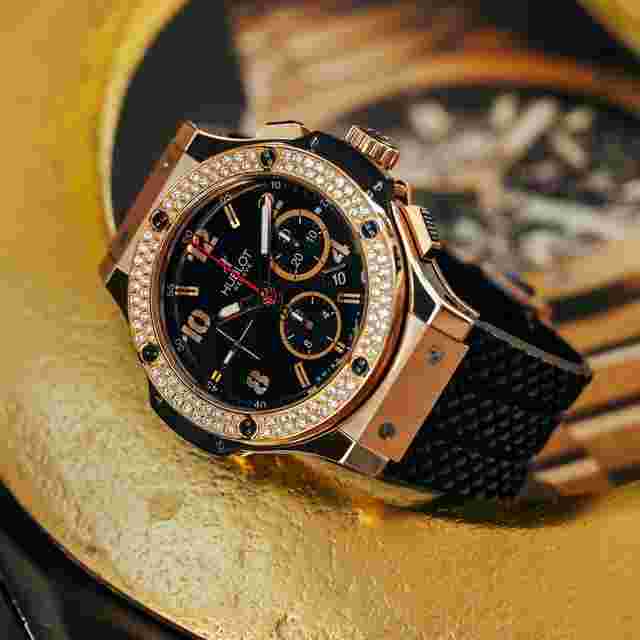 Hublot Big Bang 44 mm
                           
                                 Rose Gold $43K MSRP FACTORY Diamonds Chronograph Automatic