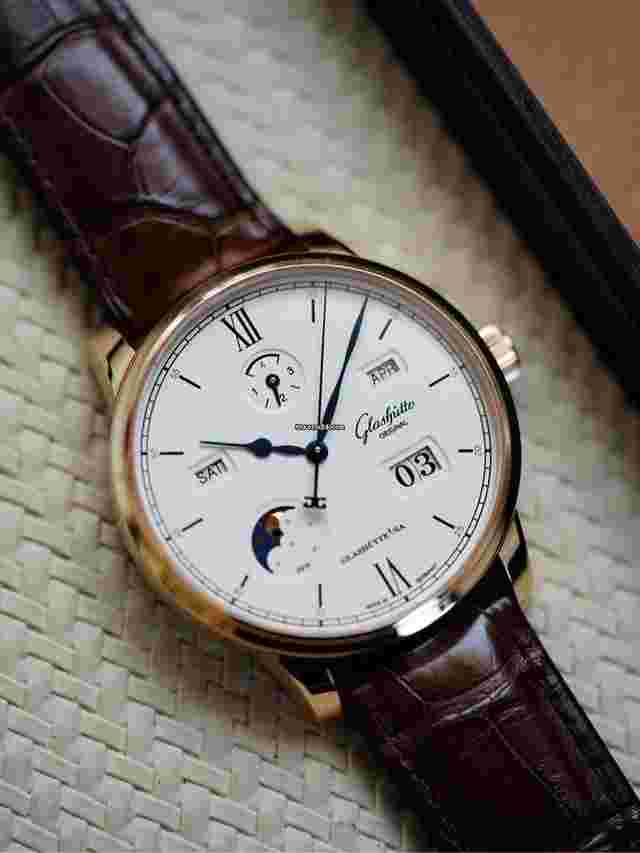 Glashütte Original Senator Excellence
                           
                                 Perpetual Calendar