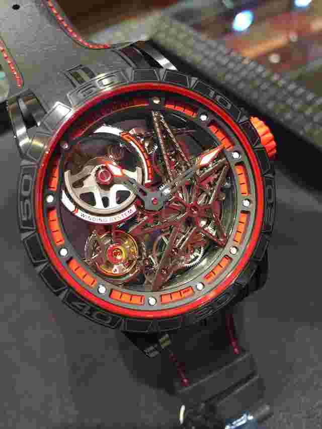 Roger Dubuis Excalibur Spider Pirelli – Automatic Skeleton Excalibur