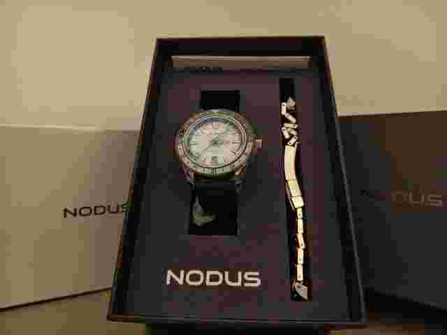 Nodus Contrail GMT Like New Full Set 
