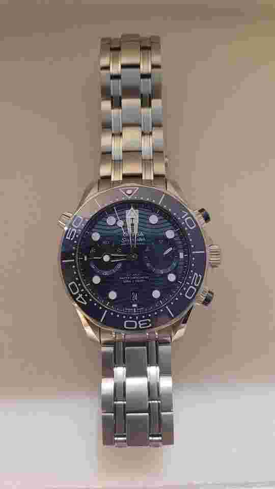 Omega Seamaster Diver 300 M chronographe co axial master montre neuve set complet.
