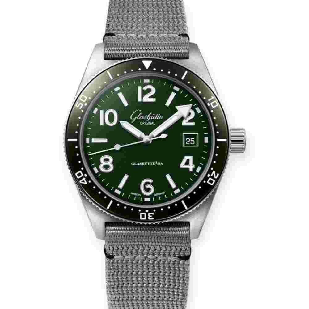 Pre-Owned Glashutte Original SeaQ Automatic 39.5mm Mens Watch 1-39-11-13-83-34