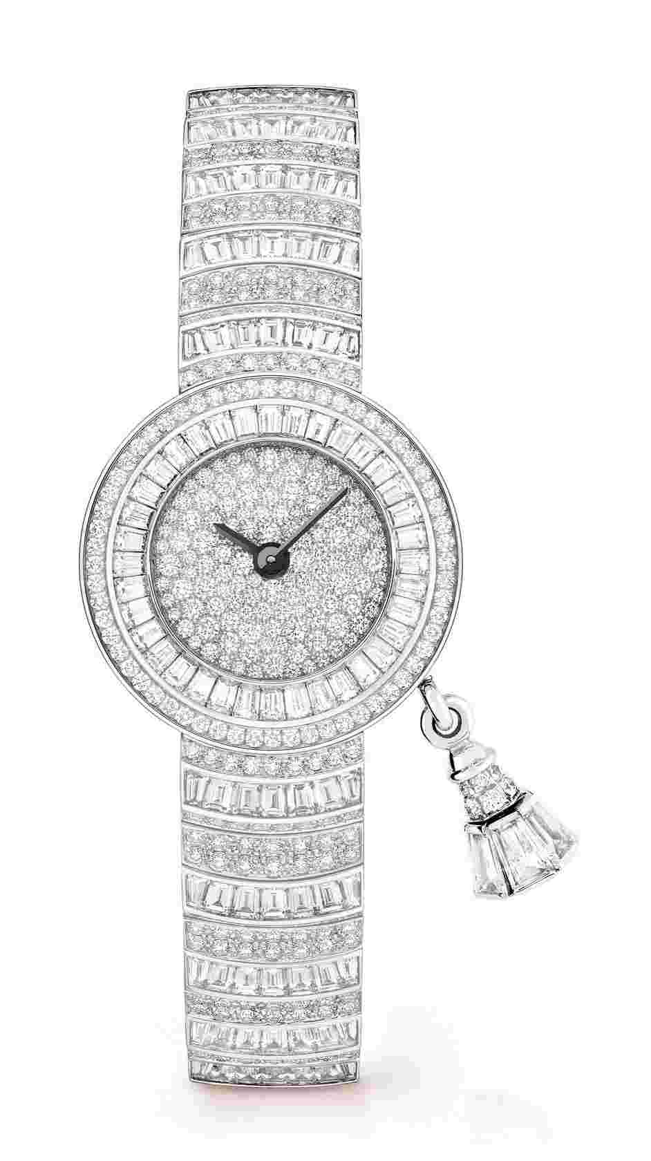 Van Cleef & Arpels
Sweet Charms Watch