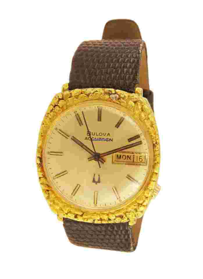 Bulova Accutron
14k Yellow Gold Vintage