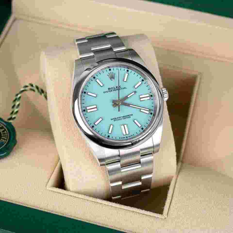 Rolex Oyster Perpetual 41
Turquoise Blue Dial 124300 Oyster Bracelet In Stock