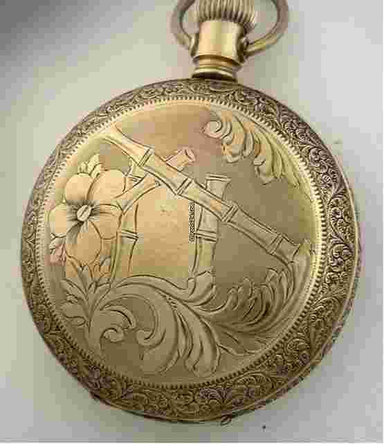 Waltham
A.W.Co. Multicolor Gold For Asian Market Hunter Case Porcelain Dial Savonette Pocket Watch