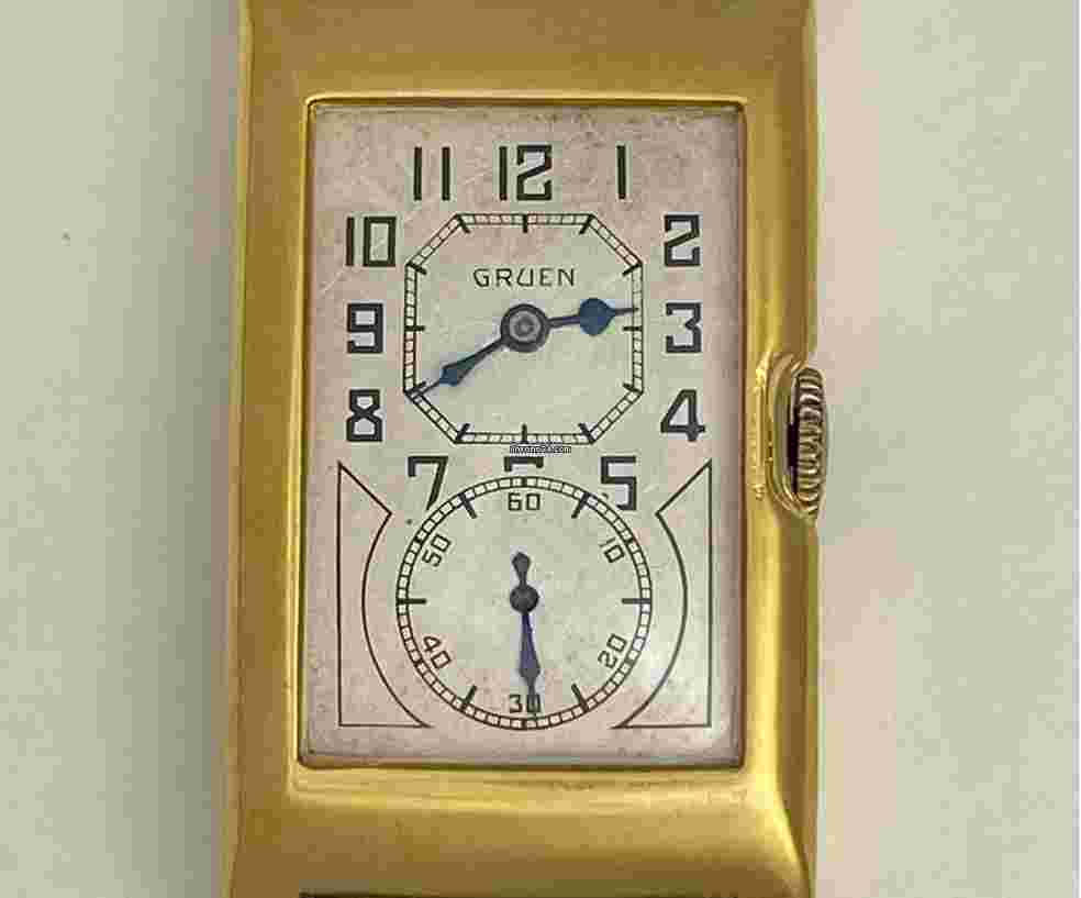 Gruen Curvex
Doctors Medical Duo-Dial TechnoQuadron Movement Cal.877S Rolex300 Curvex Gold Capped Swiss