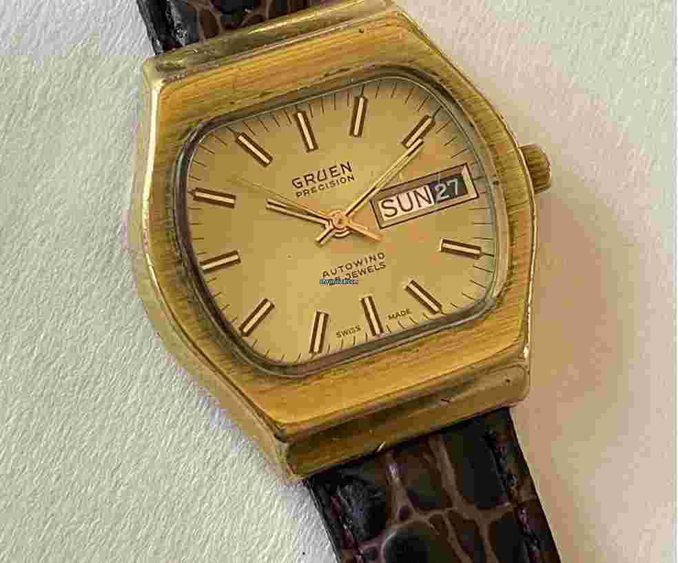 Gruen Precision
Calendar Day/Date Automimic 25Jewels Cal.790CD Screw Down Back Vintage Swiss