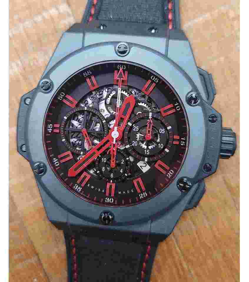 Hublot King Power
Ceramic Titanium Limited Edition Red Congo 710.CI.1190.NR.CG011