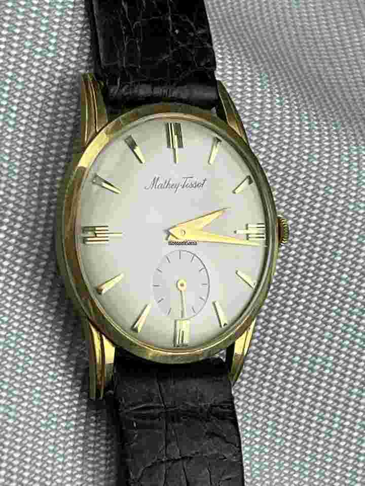 Mathey-Tissot
Solid 18K(750) Gold Classic Dress Ultra Thin Gold Dial Vintage Swiss Made