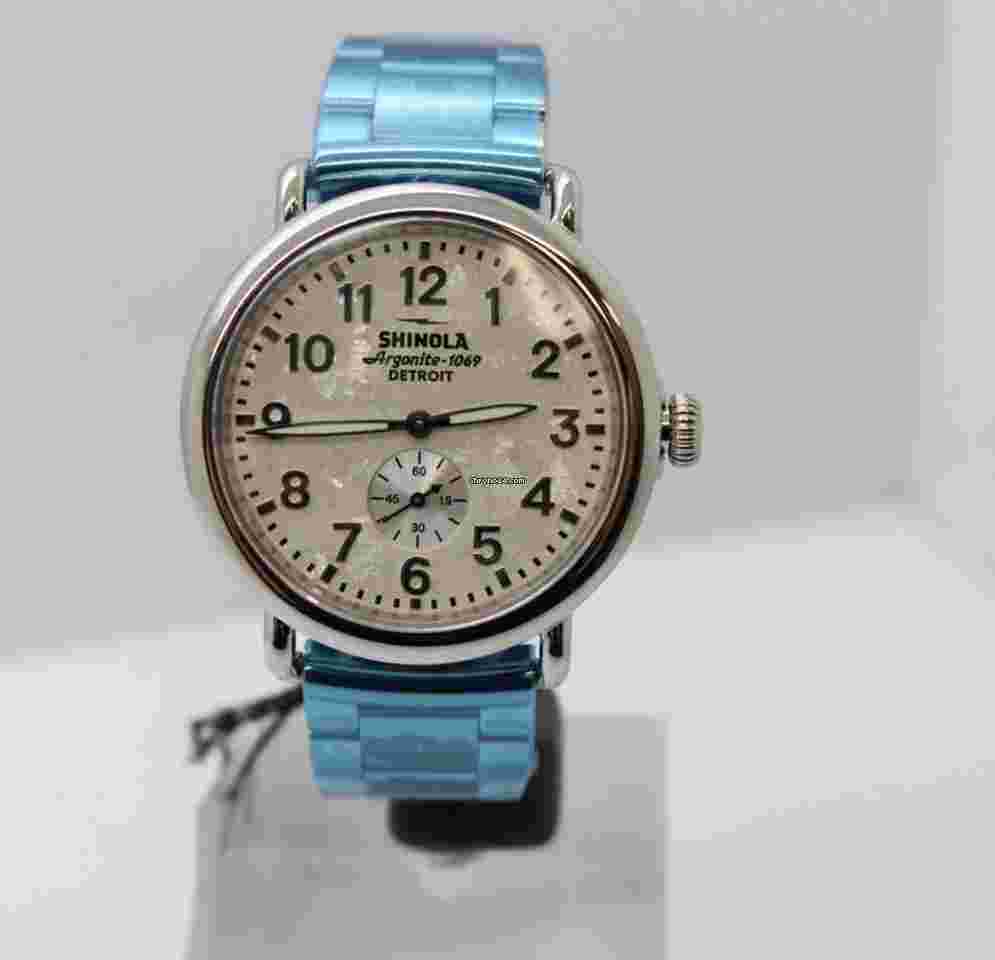 Shinola
Runwell 47mm Silver Dial Watch S0120223882