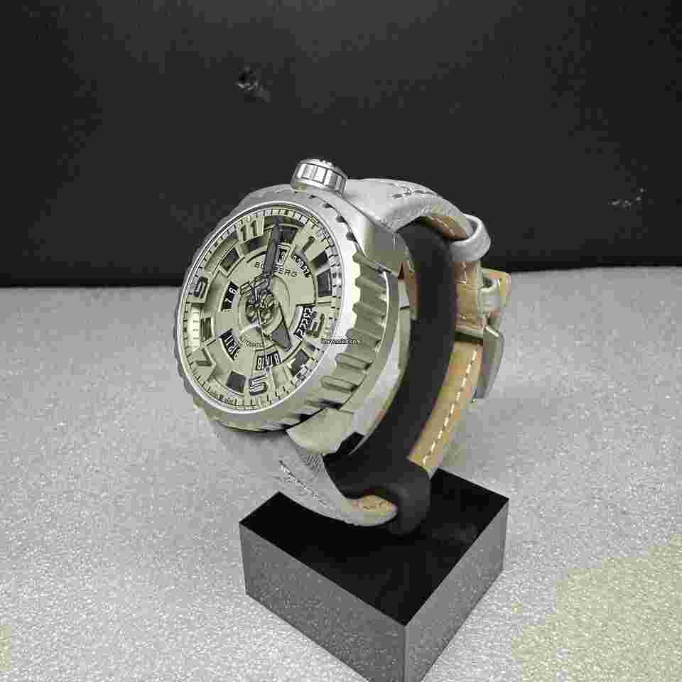 Bomberg Bolt-68
BS45ASS.045-6.3 Automatic 2017 Steel New