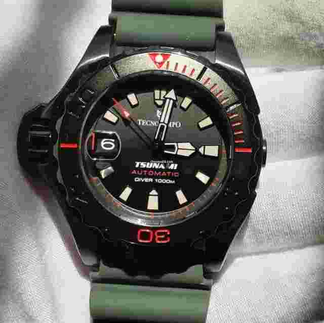 Tecnotempo Diver 1000 m + Winder box Tsunami