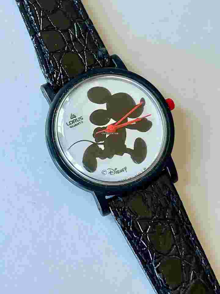 Lorus
Seiko Mickey Mouse Disney Vintage Made in Japan Ref.V511-8032T