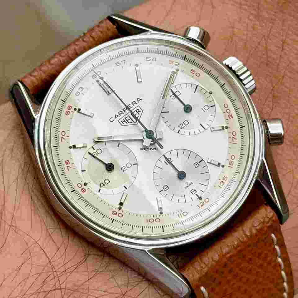 Heuer
2447T “Cream” Carrera 12 Chronograph 1966 Red Tachy Valjoux 72 RARE