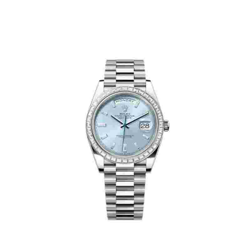 Rolex Day-Date 40
2025 UNWORN COMPLETE BEST PRICE Day-Date 40mm